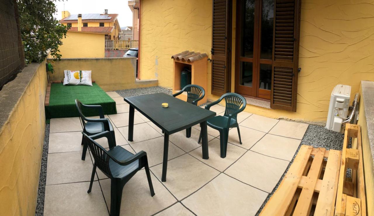 Casa Vacanze Al Parco Appartement Giba Buitenkant foto